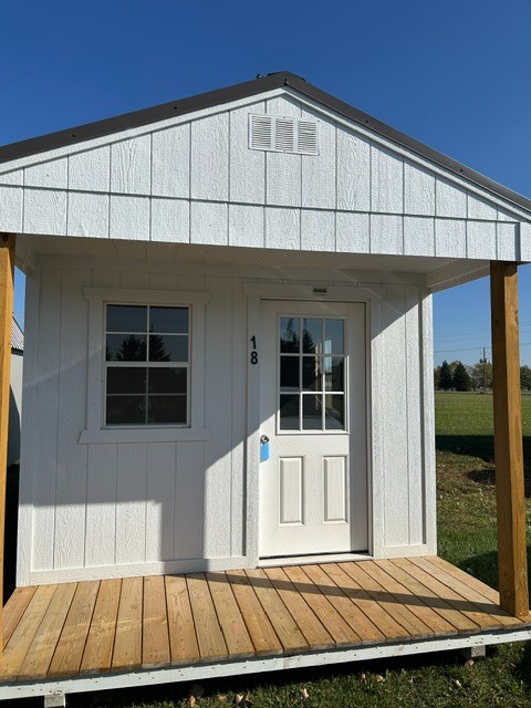 Utility Playhouse - 10x20